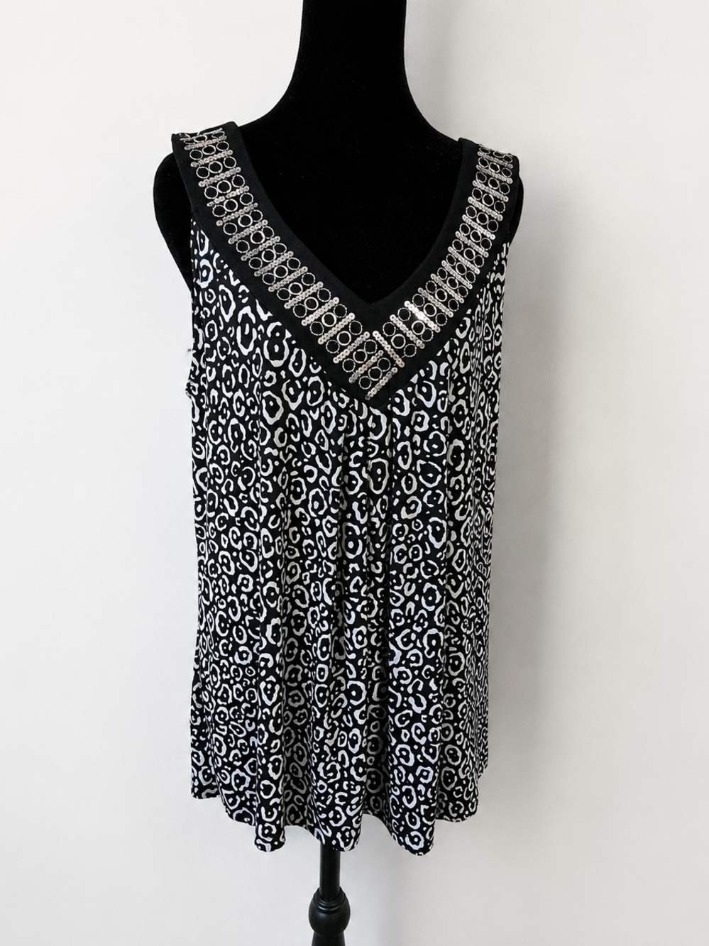 Vintage Choices Embellished Tank Top Large Black White Animal Print